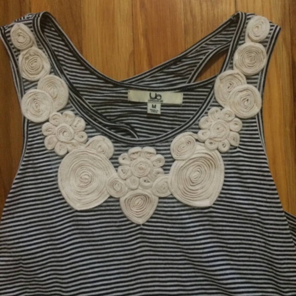 ModCloth Open Back Striped Tank - Picture 4 of 4